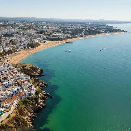 Baleeira Sea View Apartment