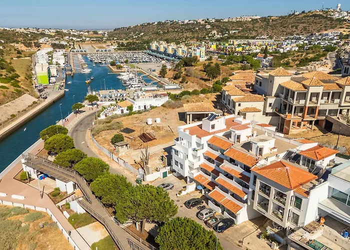 Apartamento Baleeira Sea View