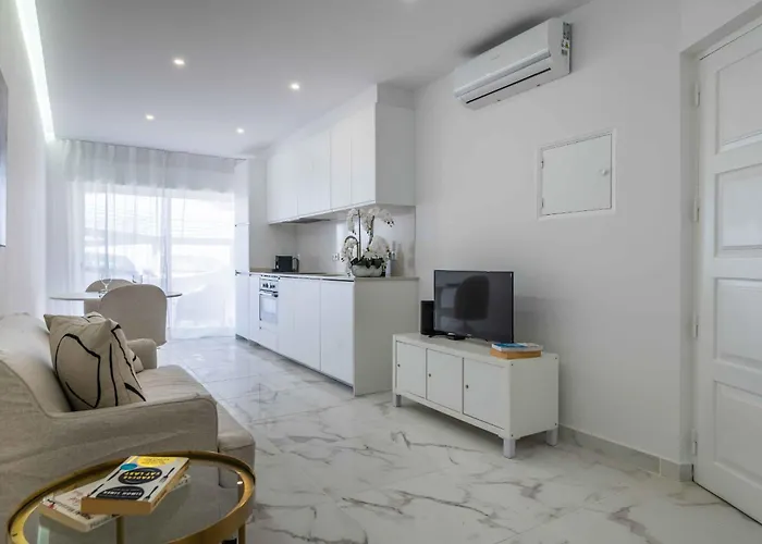 Apartamento Baleeira Sea View *