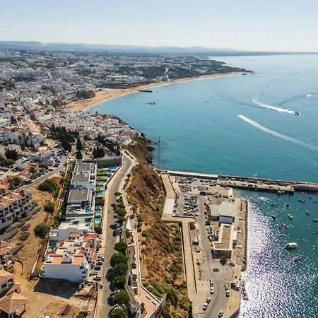 Апартаменты Baleeira Sea View *